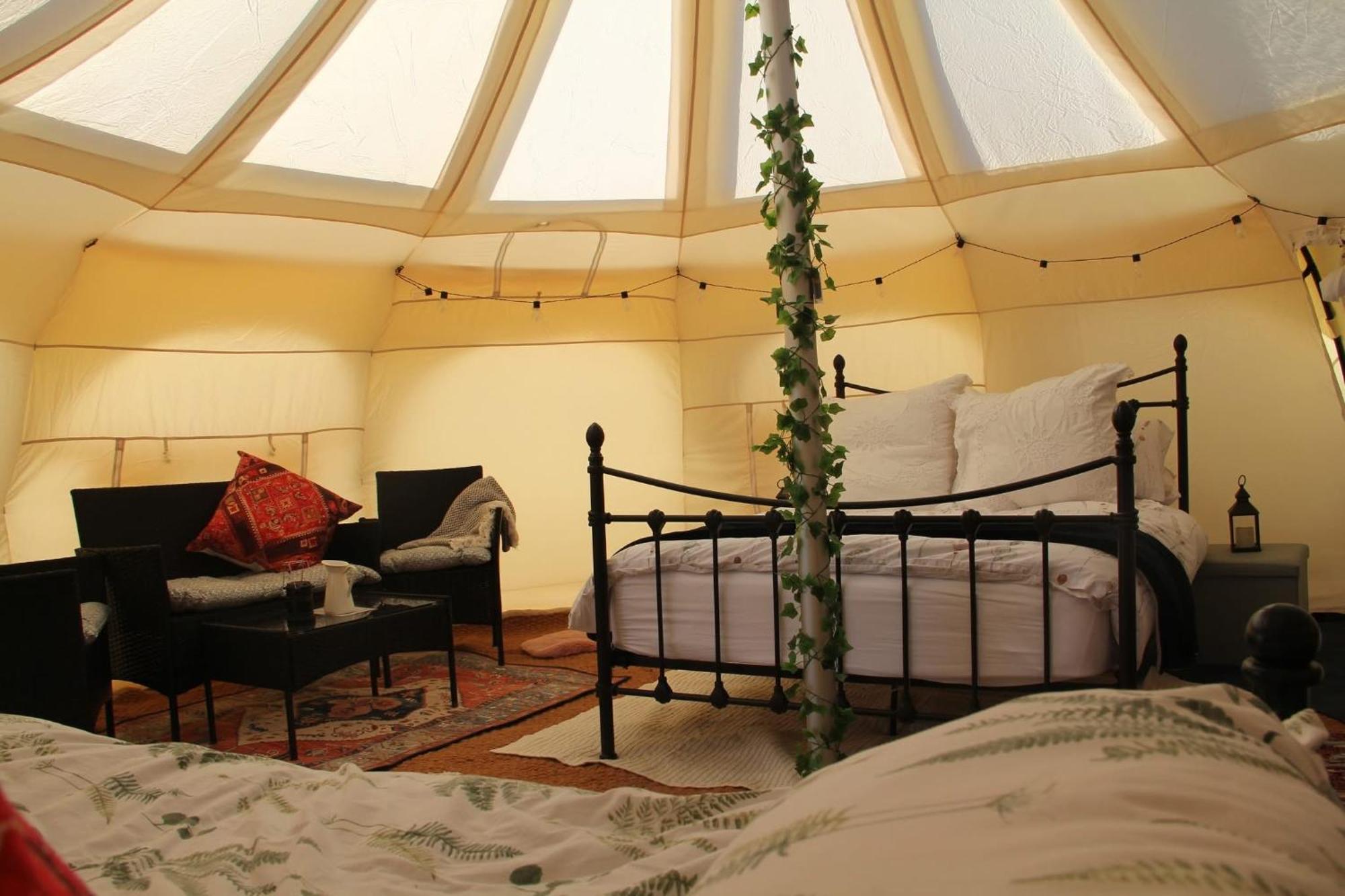 Tal-Y-Fan Farm 6M Stargazer Tent Bridgend  Luaran gambar